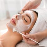Gesichtsbehandlung